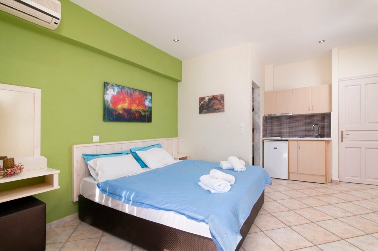 Apartment Christos Limenaria Екстериор снимка