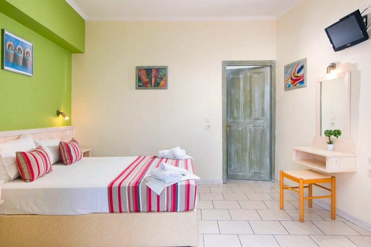 Apartment Christos Limenaria Екстериор снимка